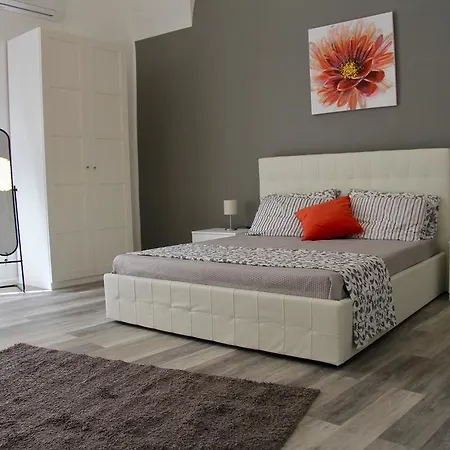 Vittoria apartment Aeroporto di Catania Fontana Rossa Esterno foto